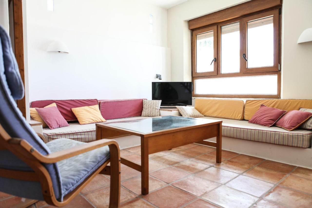 Casas La Pequena Lulu *